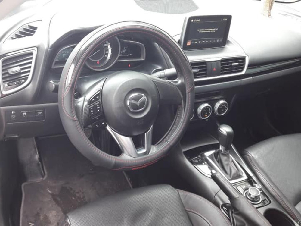 Bán xe Mazda3màu nâu xám 2017 tự đông đẹp nhất sài gòn