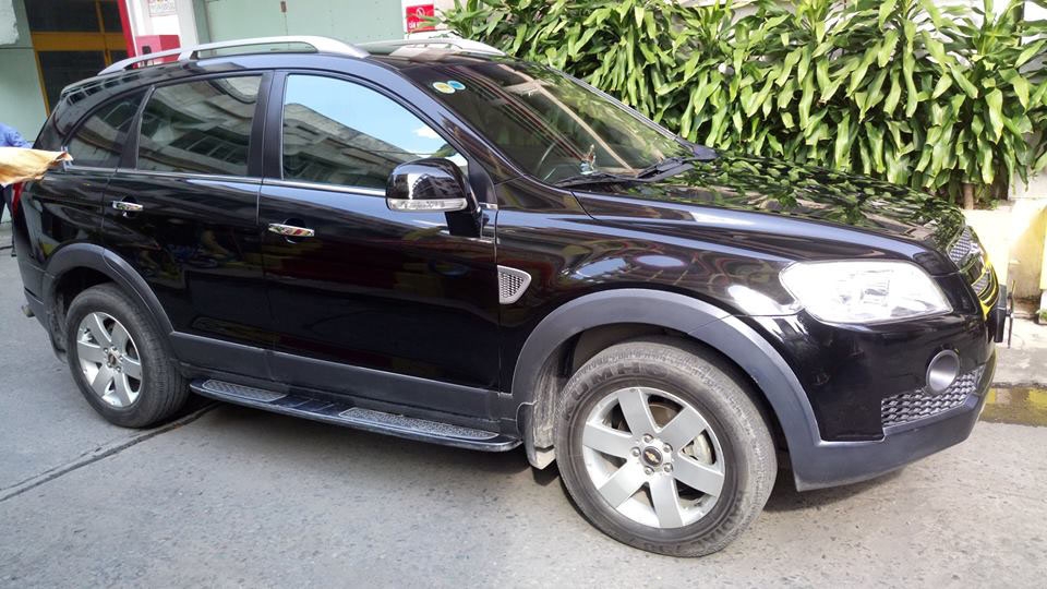 Gia đình cần bán xe Chevrolet Captiva đời 2008 số tự động màu đen, xe chăm sóc kỷ