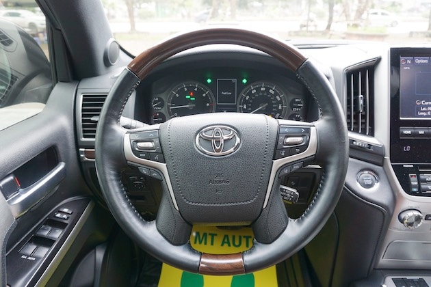 Toyota LAND CRUISER 5.7 2016 | Nhập Mỹ Siêu Lướt | Giao Ngay Toàn Quốc