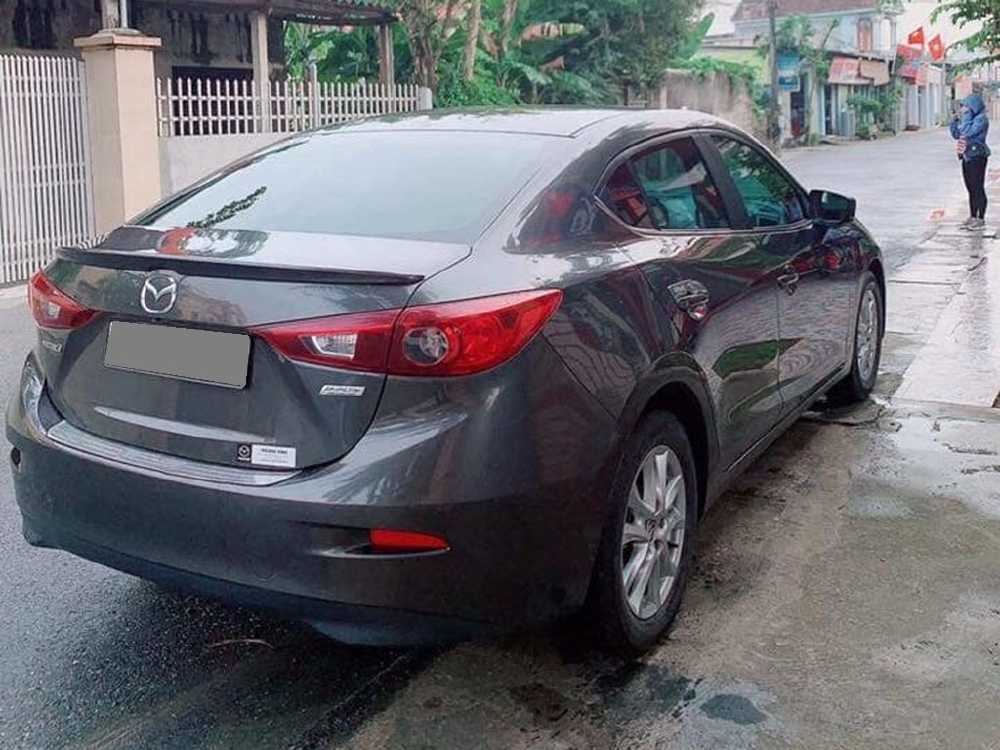 Bán xe Mazda3màu nâu xám 2017 tự đông đẹp nhất sài gòn