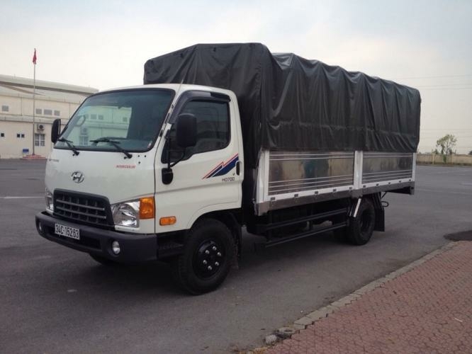 Xe Tải Hyundai 2T4 thùng kín , xe mới 2019