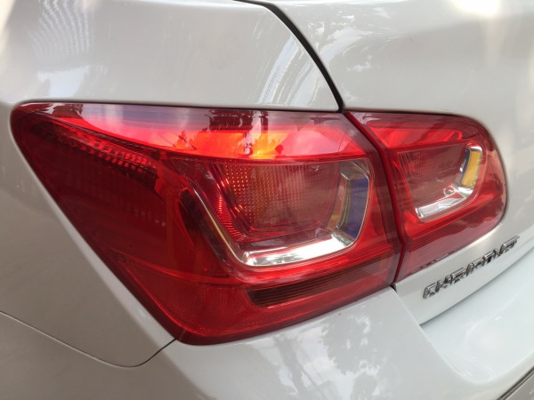 Cần bán xe Chevrolet Cruze 2016 số sàn màu trắng, xe cọp nhà trùm mền rất ít sử dụng