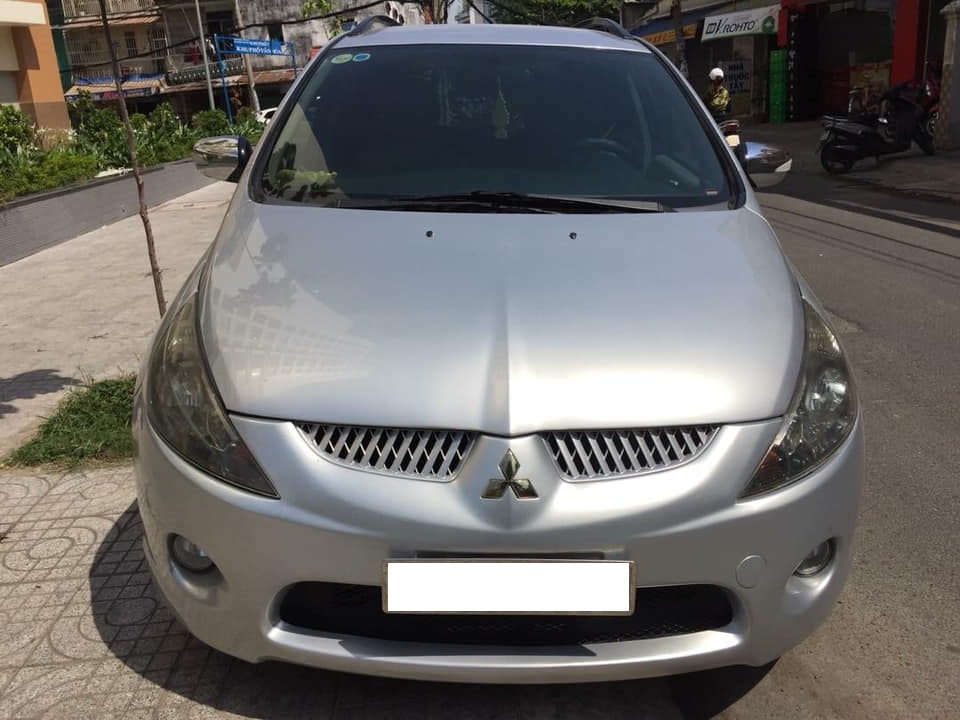 Cần bán xe Grandish 2006 Số tự động màu bạc