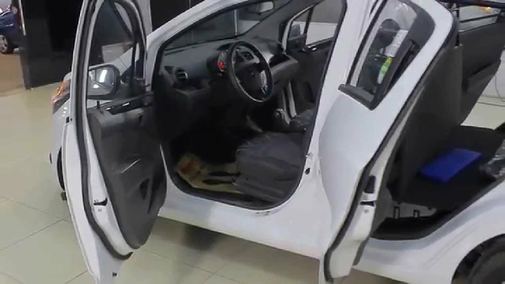 Xe Chevrolet Spark Van 1.0 AT 2011 - 175 Triệu