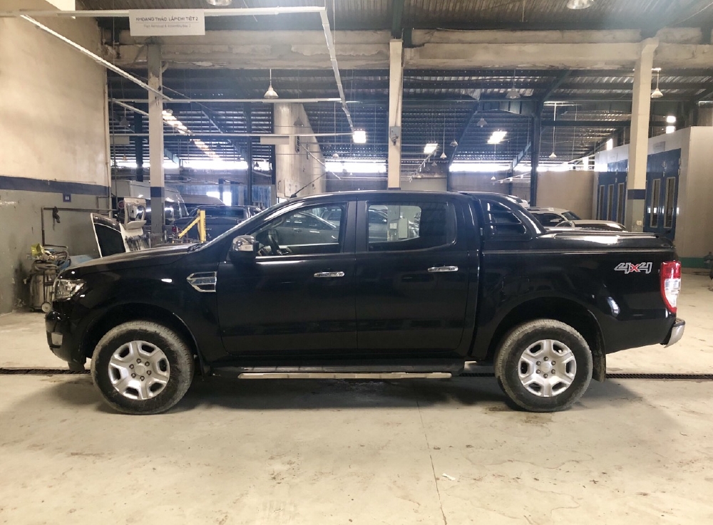 Bán Ford Ranger XLT sx 2015 form mới