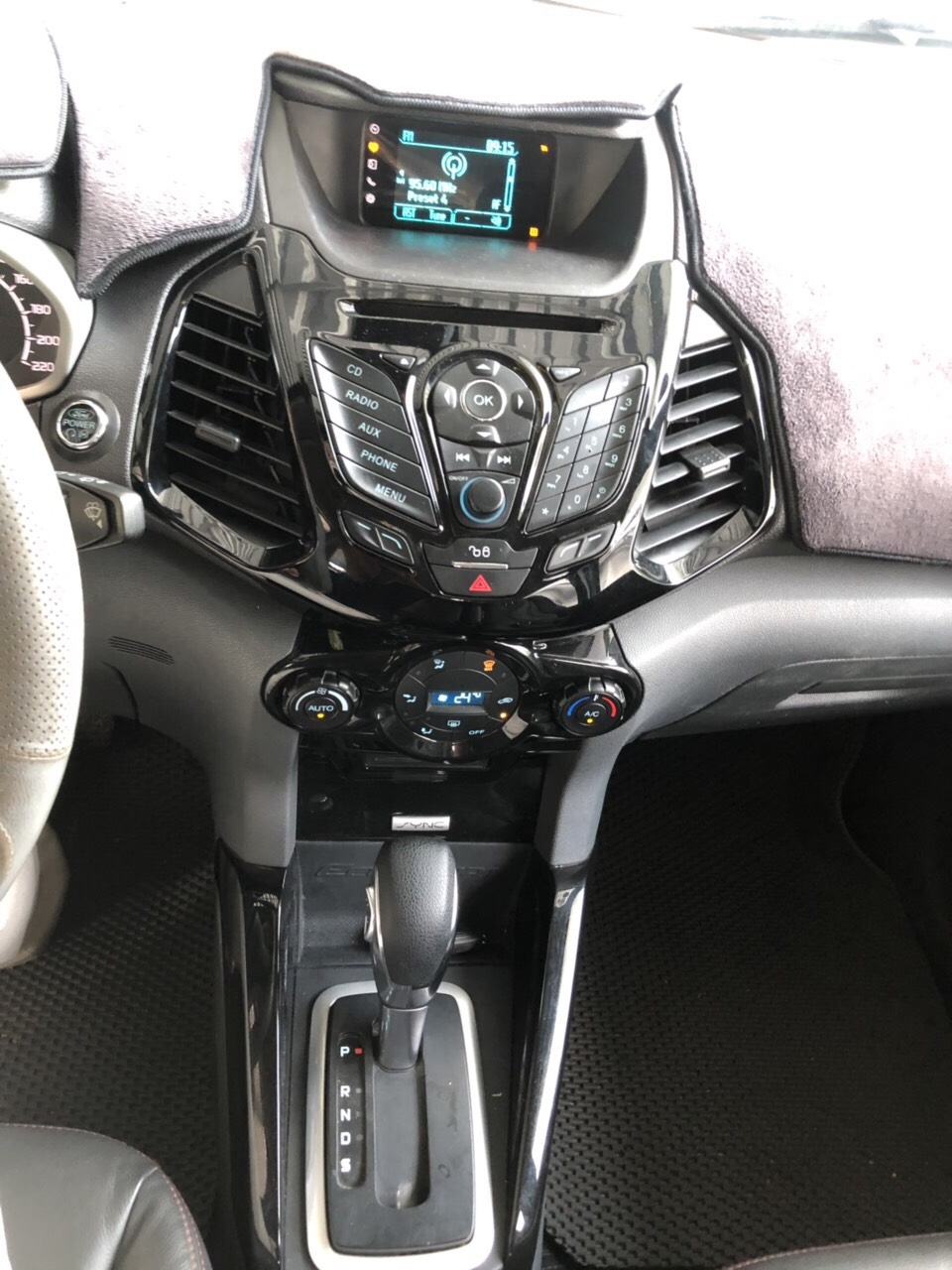 Ford Ecosport Titanium 1.5AT 2017 màu đỏ