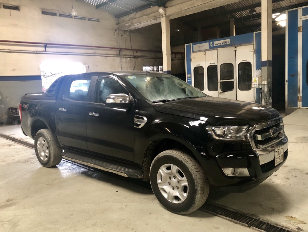 Bán Ford Ranger XLT sx 2015 form mới