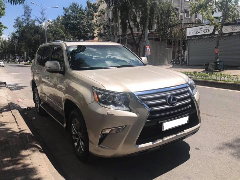 Cần bán xe Lexus GX460 model 2016 màu vàng nhập khẩu Nhật Bản