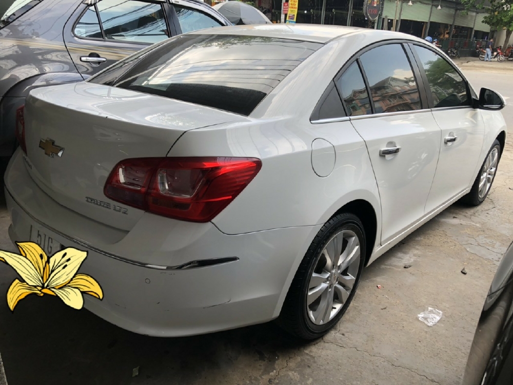 Chevrolet cruze Ltz 2017 AT trắng bs SG