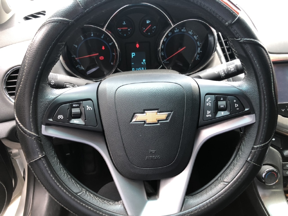 Chevrolet cruze Ltz 2017 AT trắng bs SG