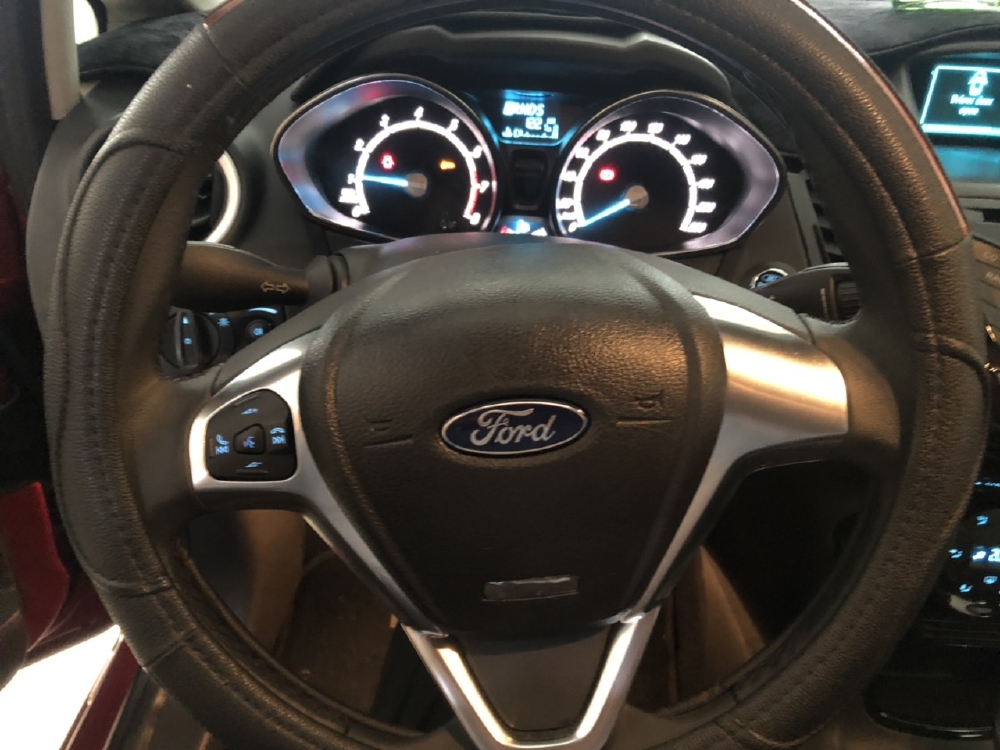 Bán Ford Fiesta S 1.5AT màu đỏ đô số tự động bản 5 cửa sản xuất 2018 chạy lướt 14000km