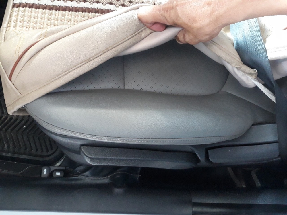 Bán Accent 1.4AT sedan 2014, màu trắng, đúng chất, giá TL, hổ trợ góp