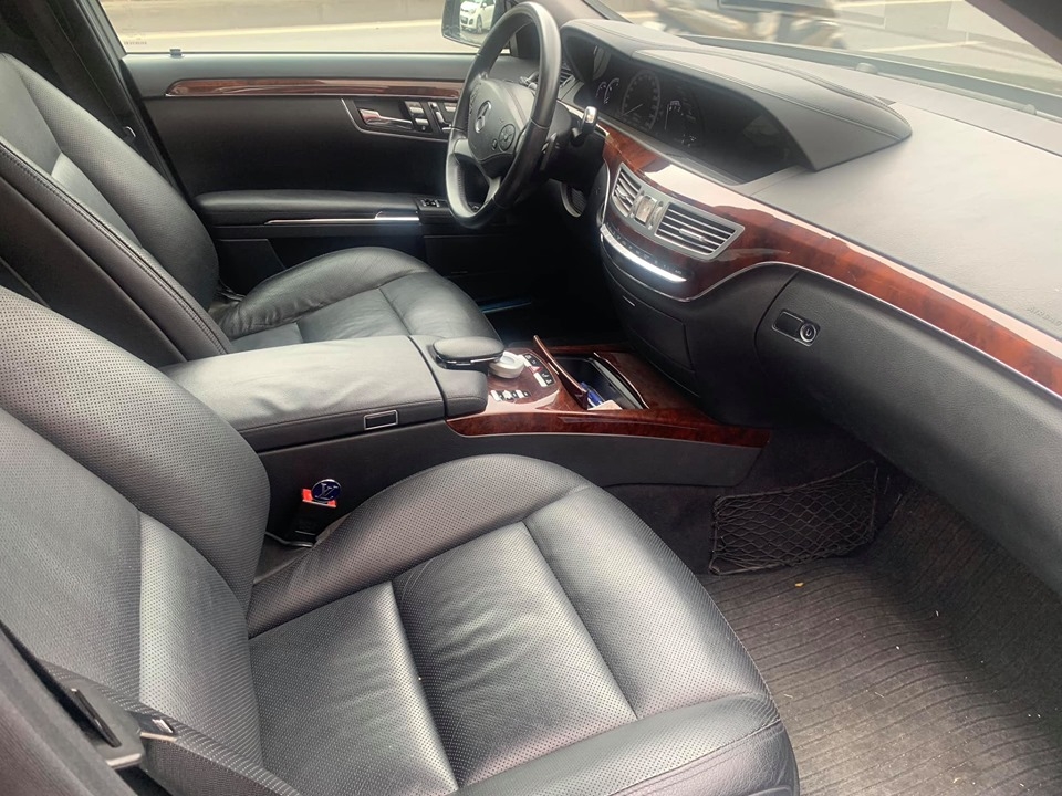 Cần bán siêu xe S350, sản xuất 2008 đăng ký 2009, số tự động, màu đen, gia đình sử dụng