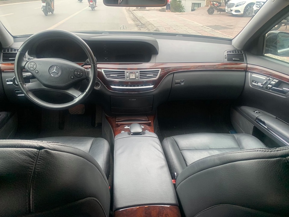 Cần bán siêu xe S350, sản xuất 2008 đăng ký 2009, số tự động, màu đen, gia đình sử dụng