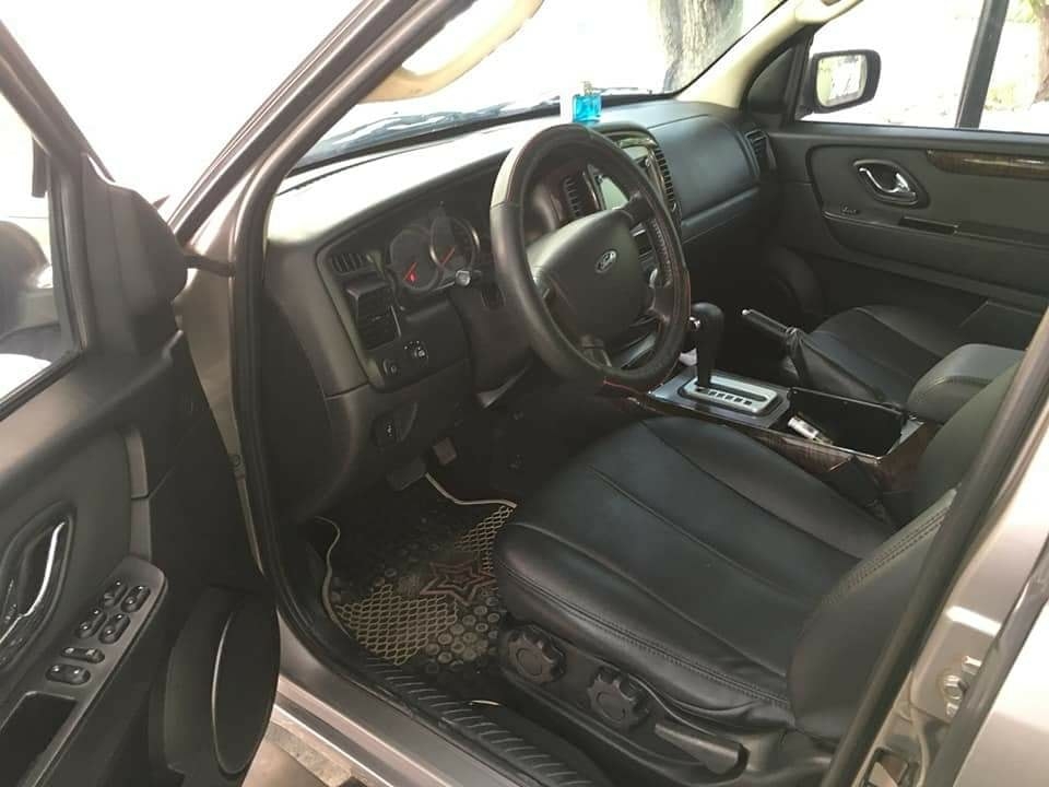 Cần bán xe Ford Escape 2009 Xlt số tự động, hai cầu, biển sg