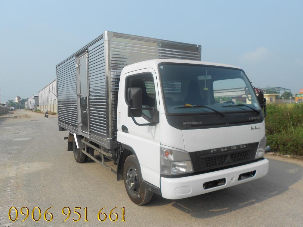 Bán xe tải Fuso Canter 6.5 Wide 2.5 tấn , Hỗ trợ vay cao, bỏ ít vốn