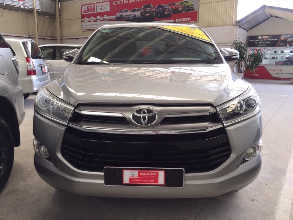 Bán xe Innova V đời 2017 , xe chỉ mới đi được 18500km, còn rất mới , hot nhất trong ngày. Gọi ngay em để sở hữu siêu phẩm