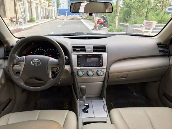 Bán Toyota Camry LE 2007 le nhập Mỹ màu đen xe rất mới