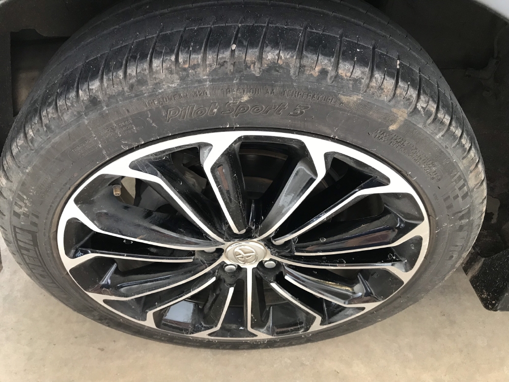 Bán xe Altis 2.0V đời 2016, màu đen  Odo 38370km , xe đẹp sang chảnh, có hỗ tợ trả góp , đặc gạch nhanh ạ