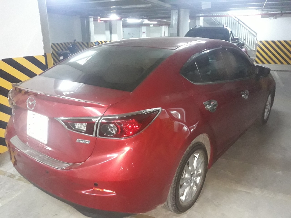 Bán Mazda 1.5AT sedan 2018, siêu lướt, biển TP, giá TL, hổ trợ góp
