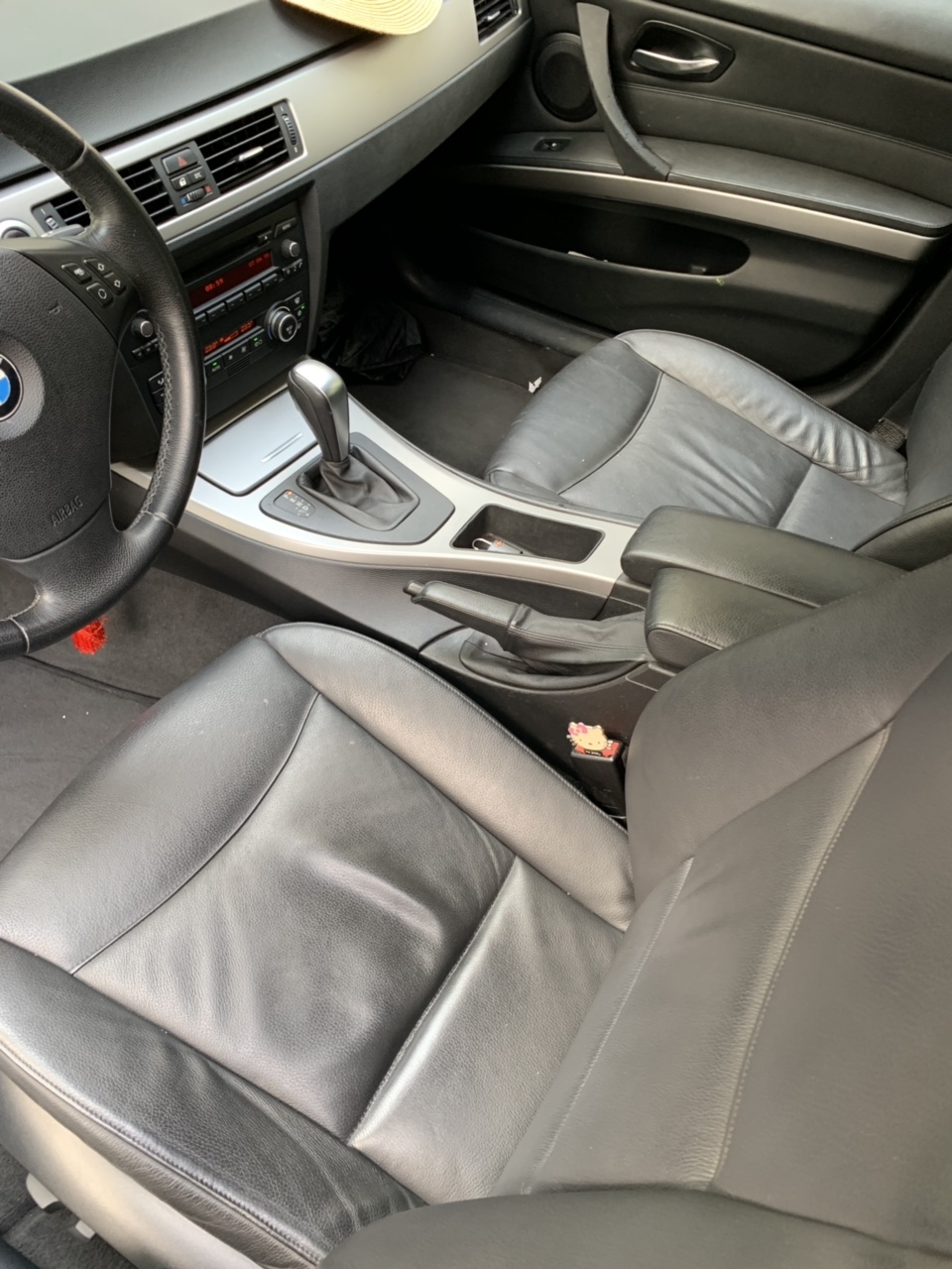 Bán BMW 320i màu vàng cát số tự động nhập 2007 lăn bánh 2008 biển Thủ Đô 1 đời chủ