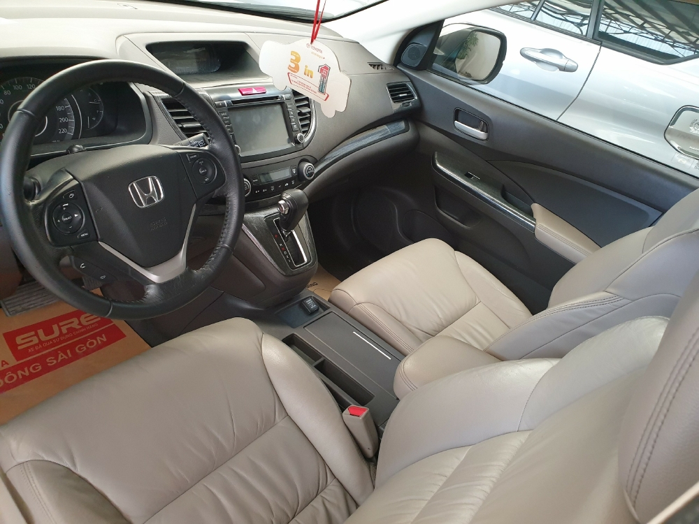Bán xe Honda CRV đời 2013 , xe gia gia đình nên khách yên tâm, hãy gọi cho em để được giá tốt