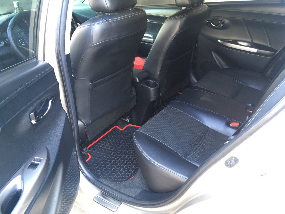 Bán xe Vios G AT đời 2014 , màu nâu vàng , xe đẹp như mới , có hổ trợ trả góp. gọi em để có giá tốt ạ