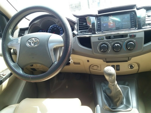 bán xe Toyota Fortuner 2.5G đời 2013 máy dầu số sàn