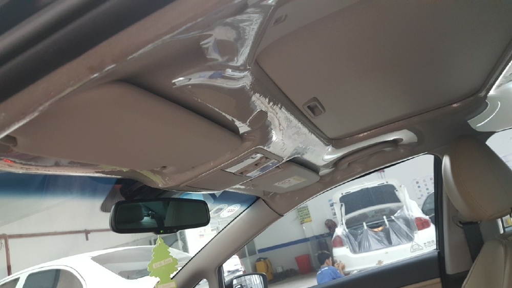 Bán Kia Cerato 1.6AT màu xanh đá số tự động sản xuất 2018 biển Bình Dương đi 12000km