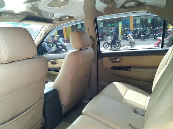 bán xe Toyota Fortuner 2.5G đời 2013 máy dầu số sàn