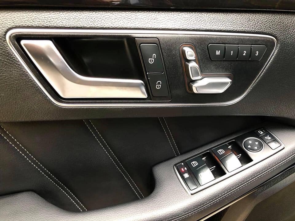 Cần bán E250 AMG, sản xuất 2015, số tự động, màu xám xanh hiếm