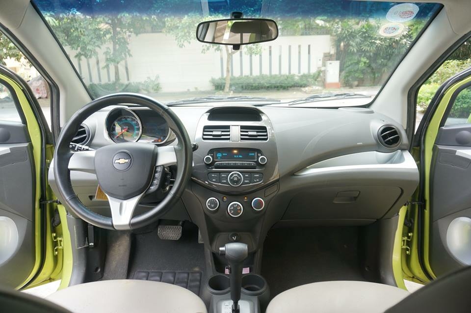 Bán Chevrolet Spark LTZ Xanh 2015 BSTP chính chủ gia đình