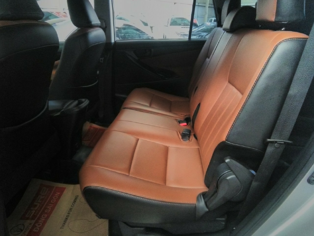 Bán Innova E đời 2016 màu bạc, xe đi gia đình nên cứ yên tâm, xe rất đẹp có phụ kiện theo xe. Hổ trợ trả góp