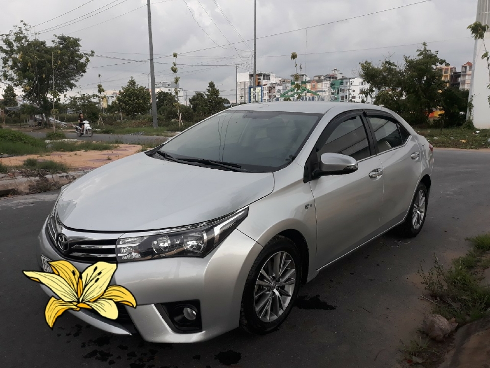 Toyota corolla Altis 1.8MT G 2014 màu bạc