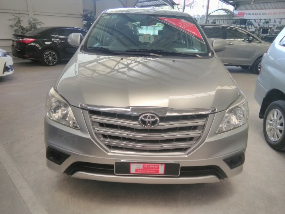 Bán Innova E đời 2015, số sàn màu bạc, xe đẹp giá hạt dẻ . Có hổ trợ trả góp