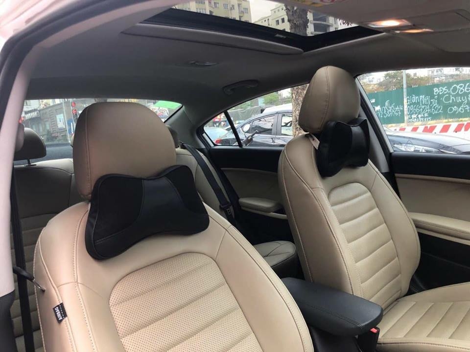 Kia Cerato 2018 tự động màu trắng xe rất đẹp và mới.