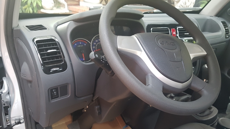 xe jac x125 1 tấn 25 thùng mui bạt 3m3 2019 - 100tr lăn báng