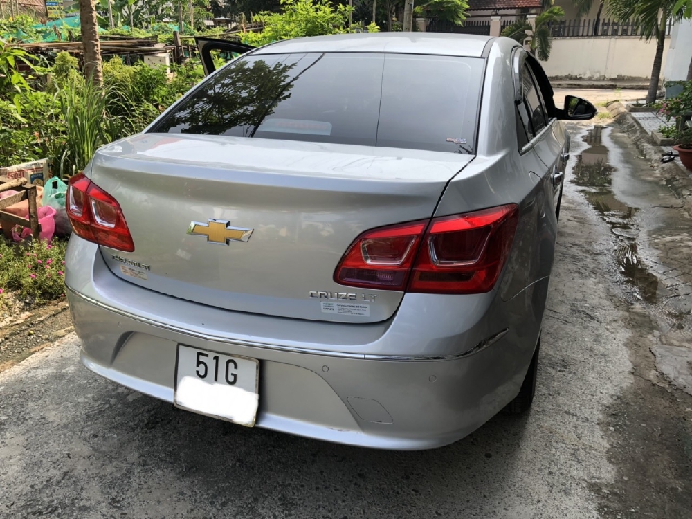 Bán Cruze LT 2017, màu bạc, đúng chất, biển TP, giá TL, hổ trợ góp