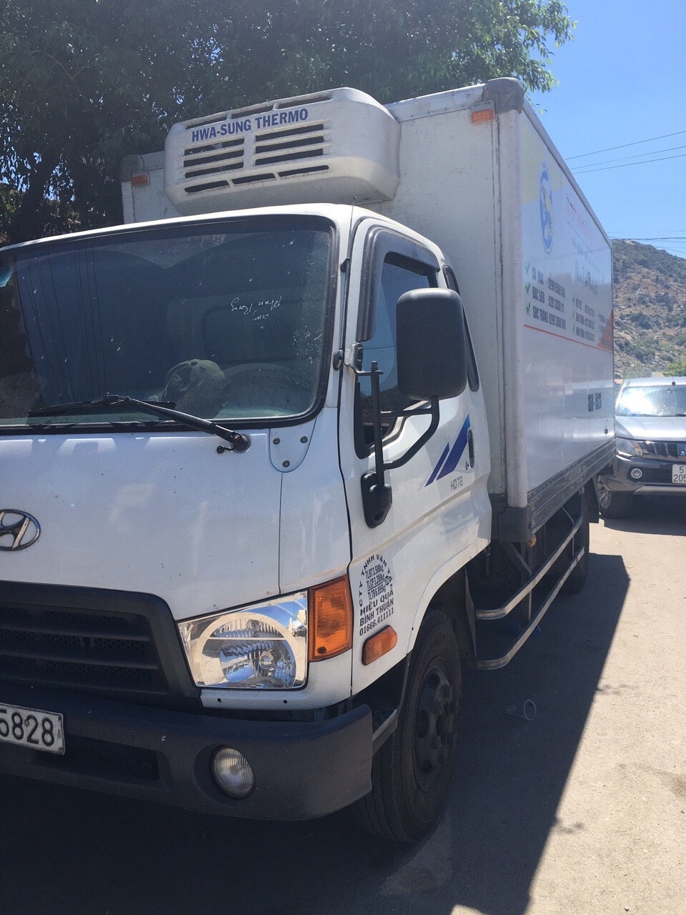 Bán xe tải đông lạnh Hyundai HD72