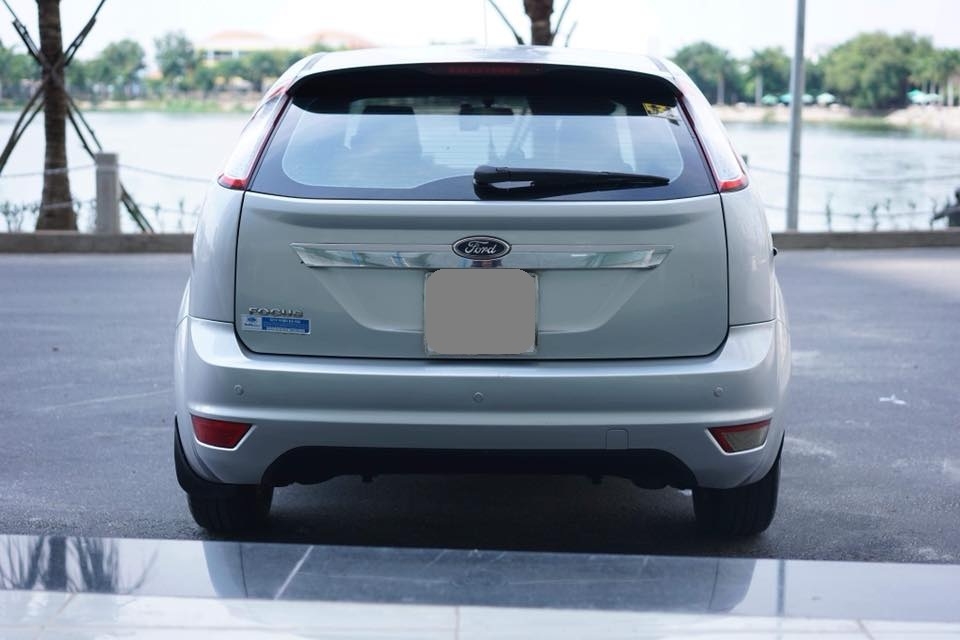 Mình bán Ford Focus  Bạc 2010 tự động hatchback chính chủ