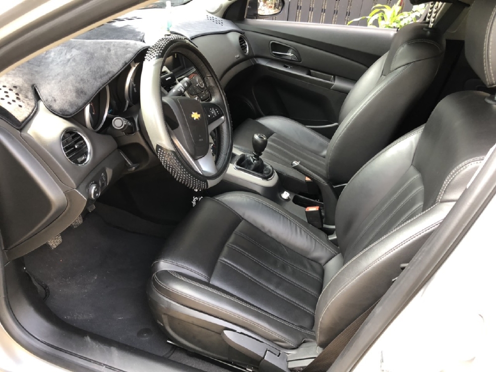 Bán Cruze LT 2017, màu bạc, đúng chất, biển TP, giá TL, hổ trợ góp