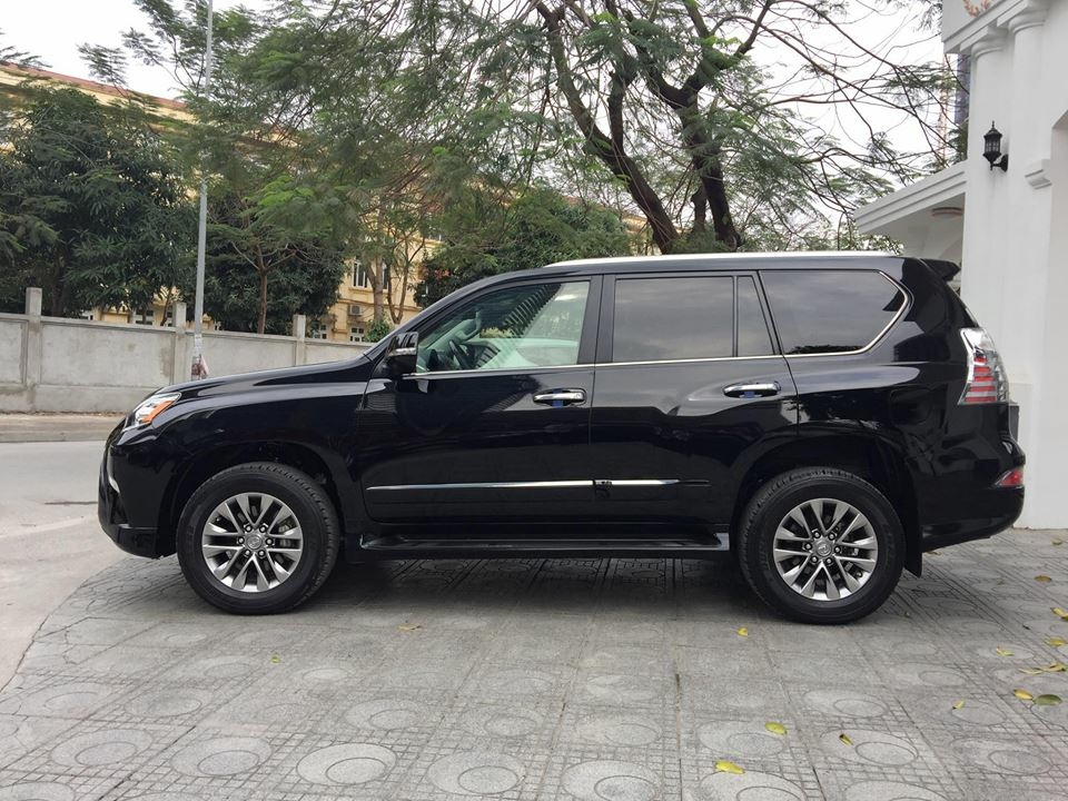 Bán Lexus Gx460 2016 tự động Full màu đen rất sang