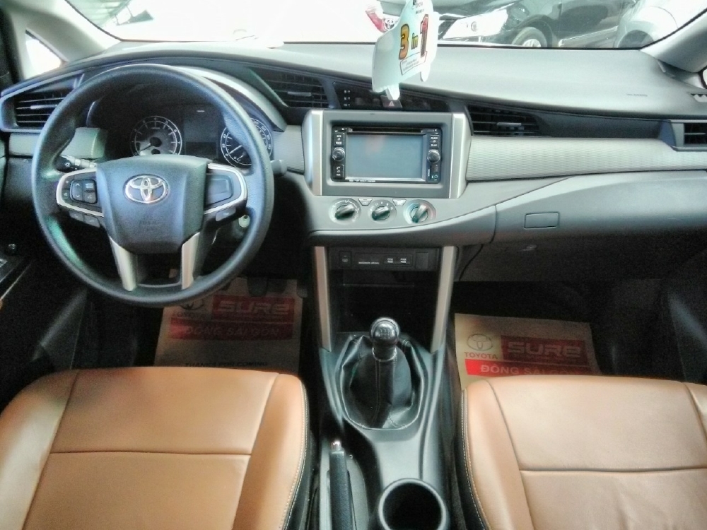 Bán Innova E đời 2016, số sàn. xe chạy gia đình còn mới . Góp 70%
