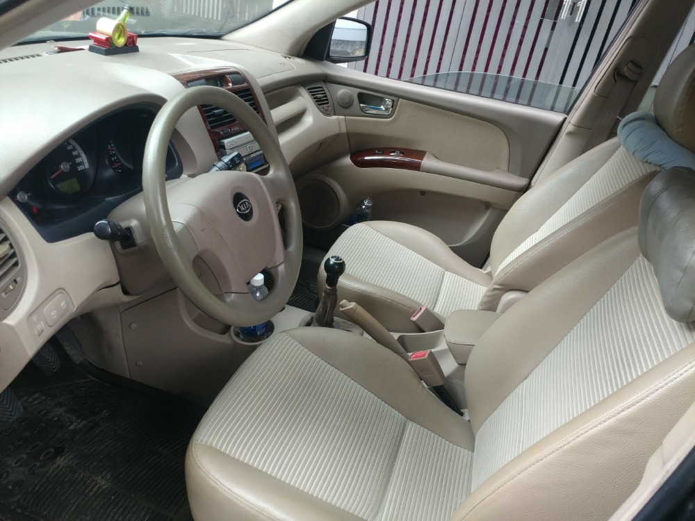 Bán Kia sportage Đen 2006 đk 2007 số sàn hai cầu máy dầu nhập Hàn