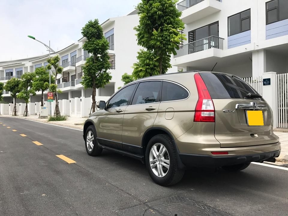 Cần bán xe Honda CRV 2010 at bảng 2.4 Full màu vàng cát