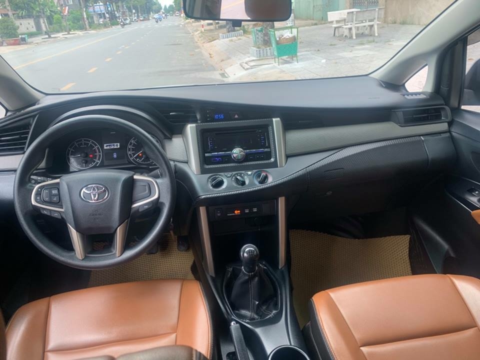 Bán Innova 2016 xám bạc số sàn Mẫu mới 2017 gia đình chính chủ