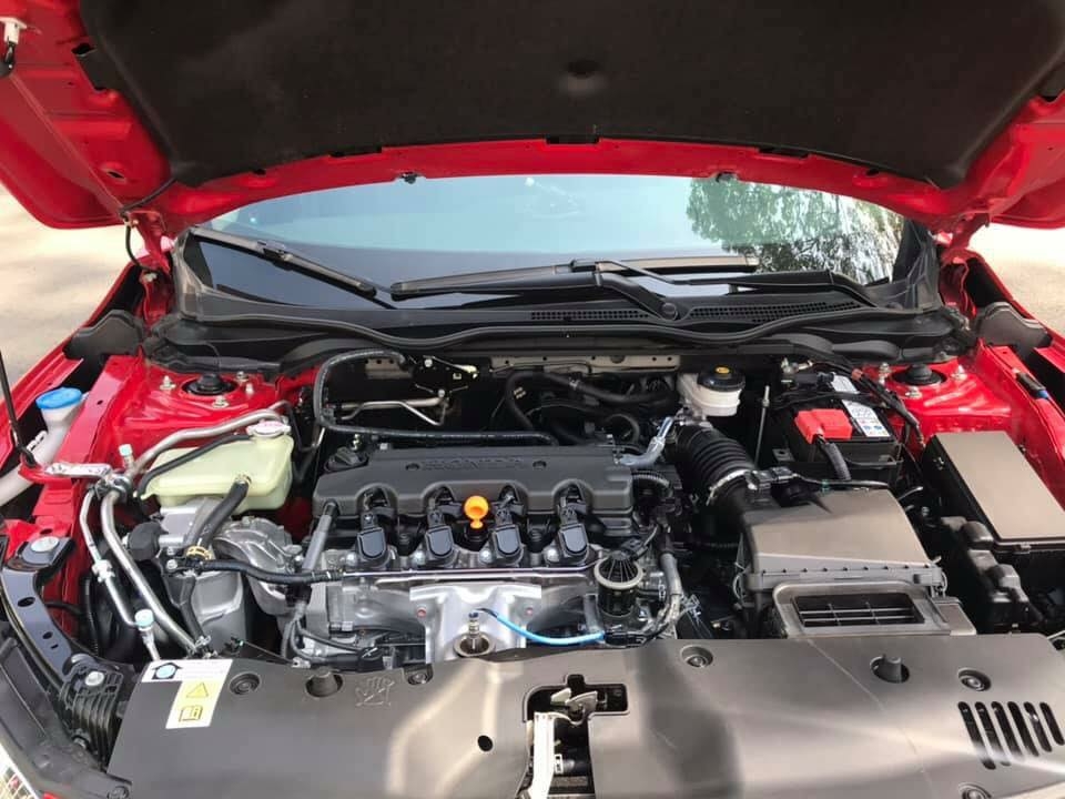 Cần tiền bán Civic 1.8, sản xuất 2018, màu đỏ, nhập thái lan