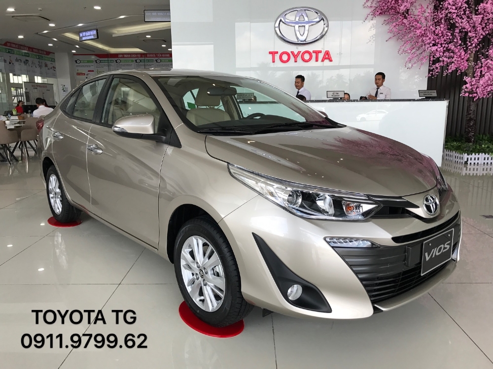 TOYOTA VIOS 1.5G. Ưu đãi tốt trong tháng 11. Có xe giao ngay. Chuẩn bị 180tr xe lăn bánh.