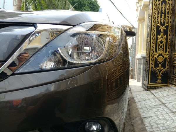 Bán Mazda BT50 Xám 2018 số sàn máy dầu, hai cầu xe rất mới