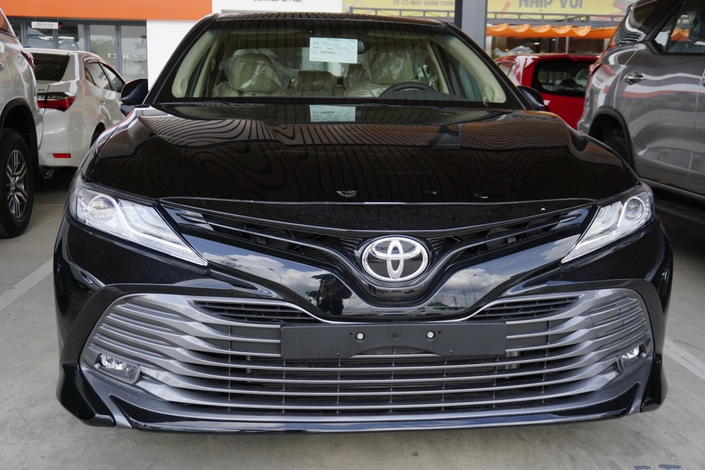 Nhận Đặt Hàng Toyota Camry